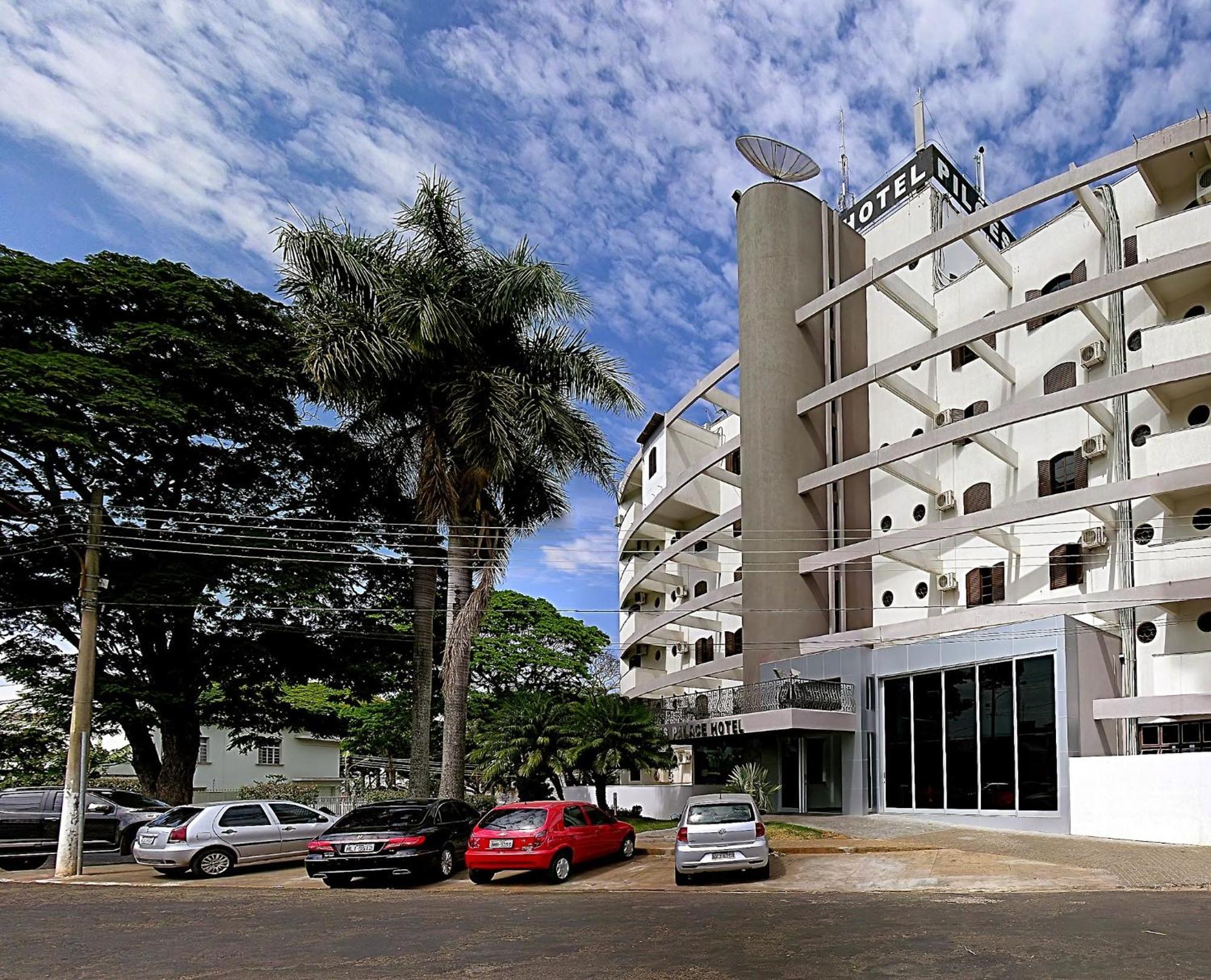 Mineiros Piloes Palace Hotel מראה חיצוני תמונה
