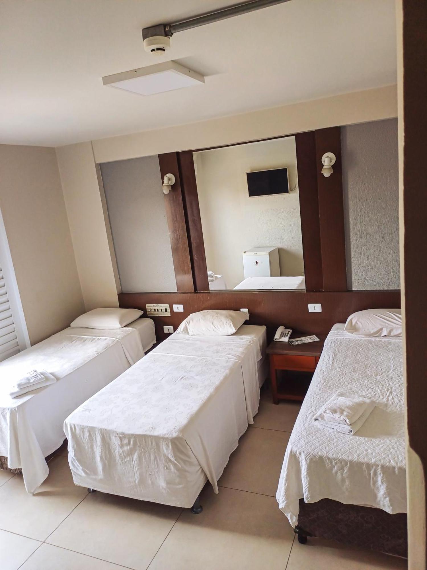 Mineiros Piloes Palace Hotel מראה חיצוני תמונה