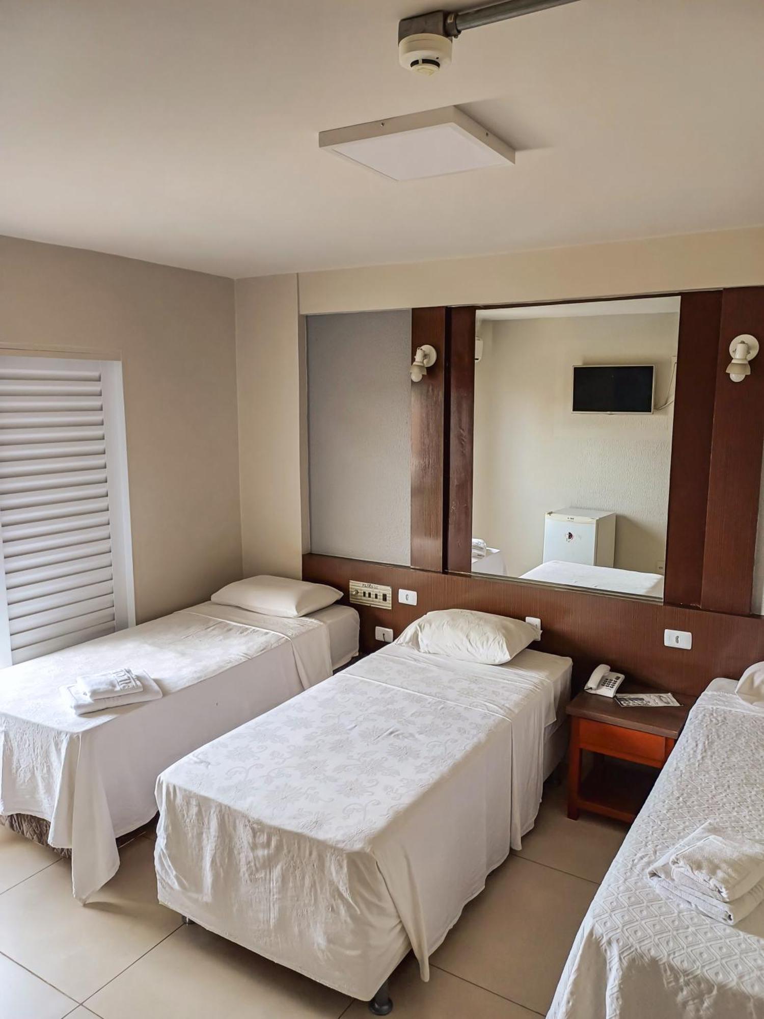 Mineiros Piloes Palace Hotel מראה חיצוני תמונה