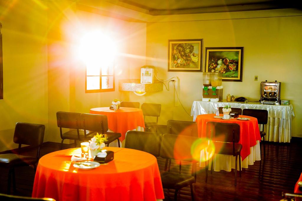 Mineiros Piloes Palace Hotel מראה חיצוני תמונה